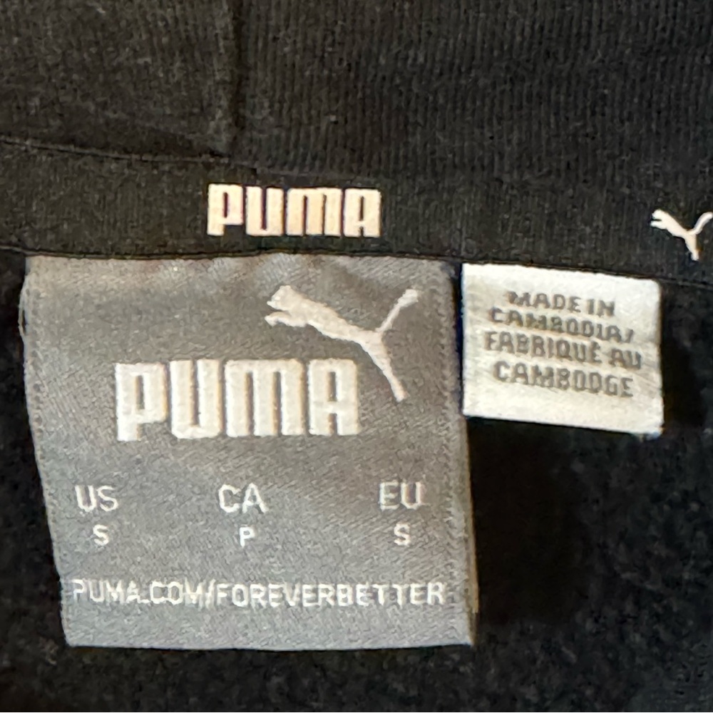 PUMA Black Hoodie with White Logo

#1409 - Picture 8 of 10